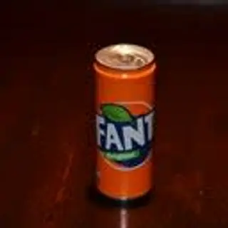 Fanta Naranja lata 330ml.