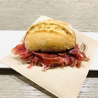 Entrepà  Pernil País (Petit)