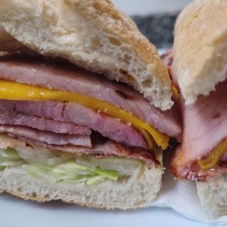 Bocadillo especial de la casa