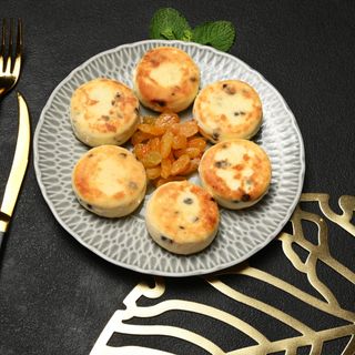 Syrniki Z Rodzynkami 6 Szt