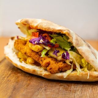 Sandwich cu snitel de casa