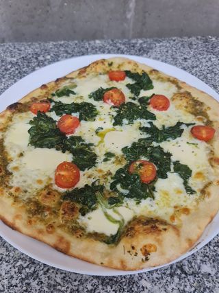 Pizza Pesto