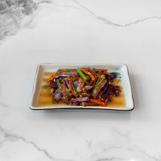 Melanzana cinese brasata con carne tritata 肉末茄子