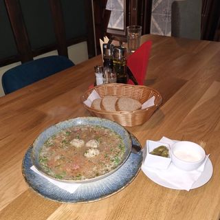 Ciorba cu perișoare