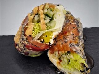 Спрінг-рол з лососем (230г)