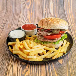 Angry burger i 200g pomfrita