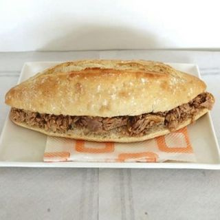 Bocadillo De Atún