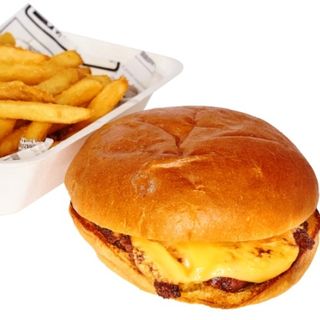 Combo Monster cheese burguer con helado 