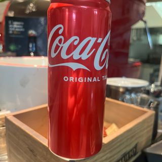 Lattina coca cola