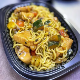 Noodles de pollo al teriyaki