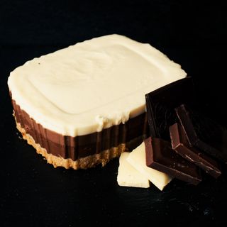 TARTA TRES CHOCOLATES