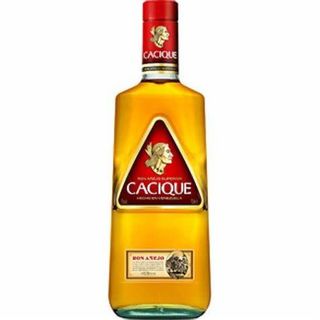 Ron Cacique (70 Cl.)