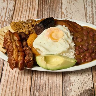 Bandeja Paisa