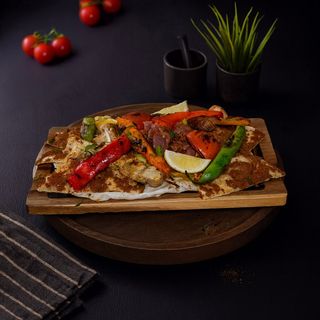 Platou de gustări clasice