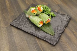 Веган рол з арахісовим соусом (140/20г)