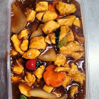 92. Pollo Con Salsa Picante