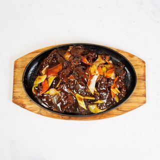 Tie pan govedina u Oyster umaku