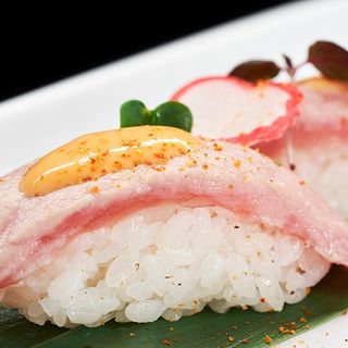 Nigiri tonno flambé