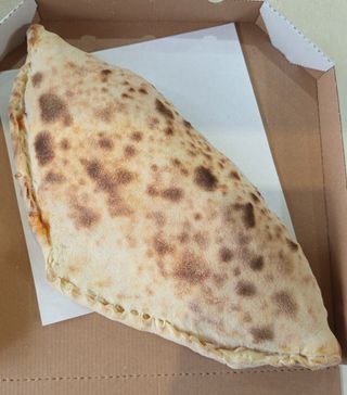 Pizza Calzone