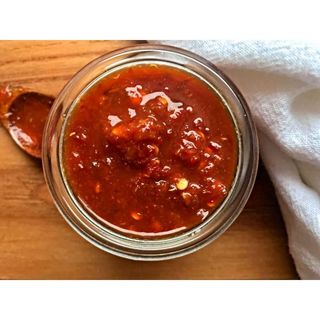 Akber - Made in Chili Garlic sauce