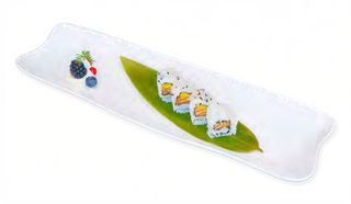 120. Uramaki salmone
