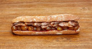 Bocadillo exclusivo de magret de pato asado