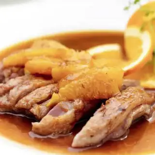 41. Pato A La Naranja