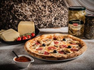 Pizza Capriciosa Ø 32cm