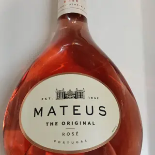 V3P MATEUS 0.375L
