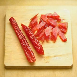 A09, Salsiccia di Tokyo - 1 porzione 广东香肠片