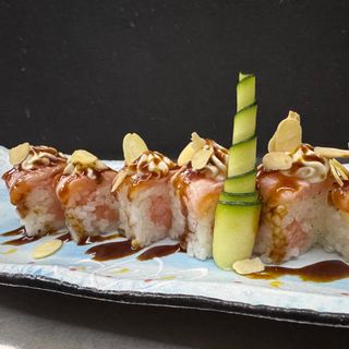 153 Salmon roll special