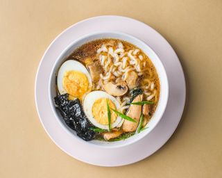 Рамен с филе цыпленка