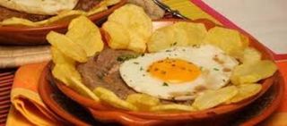 Bife na Frigideira com Batata a Rodela Ovo Queijo Fiambre