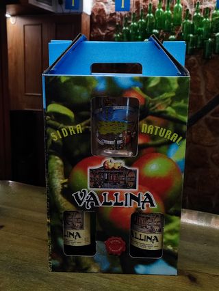 Estuche de 2 b/ de sidra y 1 vaso 