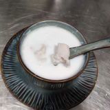 21. Sopa de pollo y coco