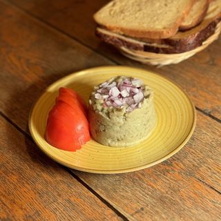  Salată de vinete cu rosii