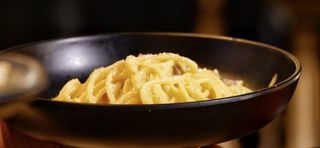 Tonnarelli cacio & pepe