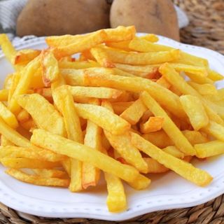 Ración de patatas caseras