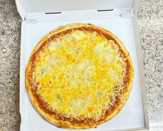 PIZZA CINQUE FORMAGGI (33CM)