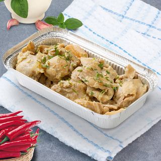 Tocană din carne de pui