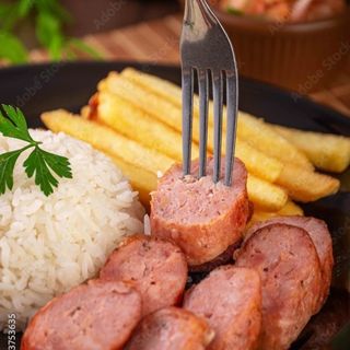 Salsicha +bebida +fritas