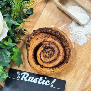 Melc cu nucă însiropat