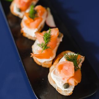 Брускети микс (9бр)