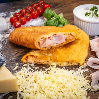 Panzerotti sa šunkom