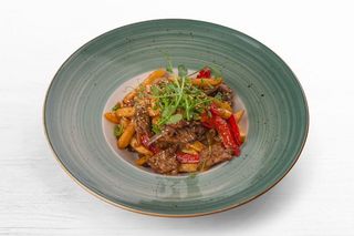 Фри с мясом (320г)