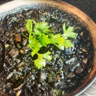 109. Arroz Negro