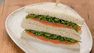 Tramezzino salmone e rucola