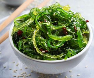 E2. Ensalada De Wakame