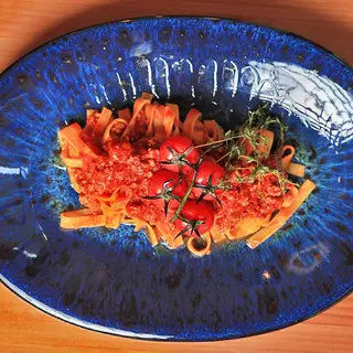 TAGLIATELLE AL RAGU