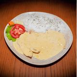 Piletina u curry sosu